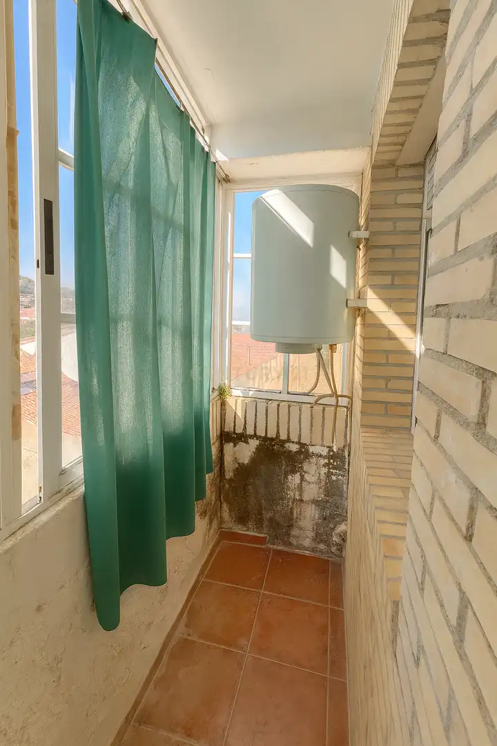 Balcony of Flat for sale in Trujillo  with Air Conditioner, Oven and Washing machine