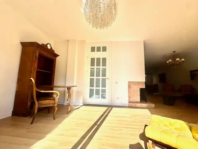 Sala d'estar de Casa adosada en venda en Sant Cugat del Vallès amb Aire condicionat, Calefacció i Jardí privat