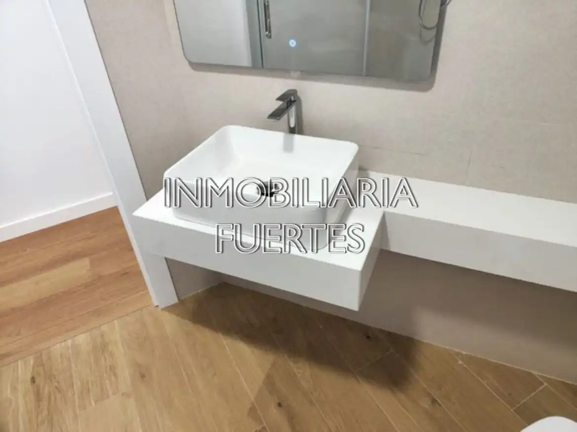 Bathroom of Apartments for rent in San Claudio - La Chantría