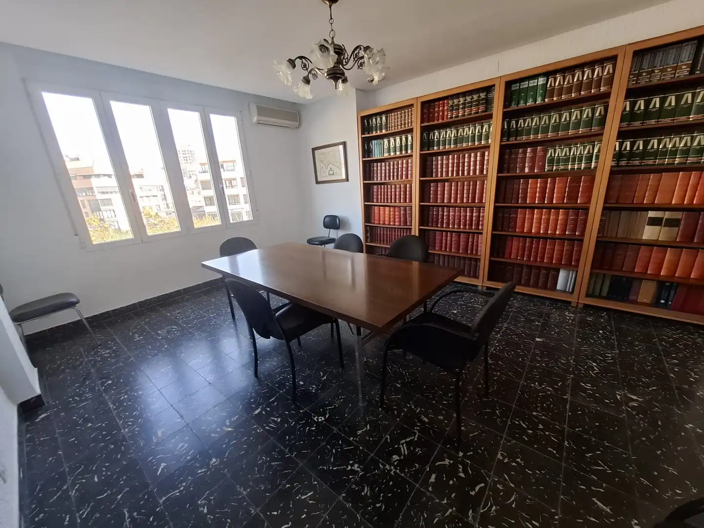 Büro zur Miete in Gran Vía de Ramón y Cajal, Arrancapins