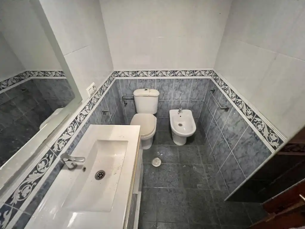 Bany de Pis en venda en Dos Hermanas