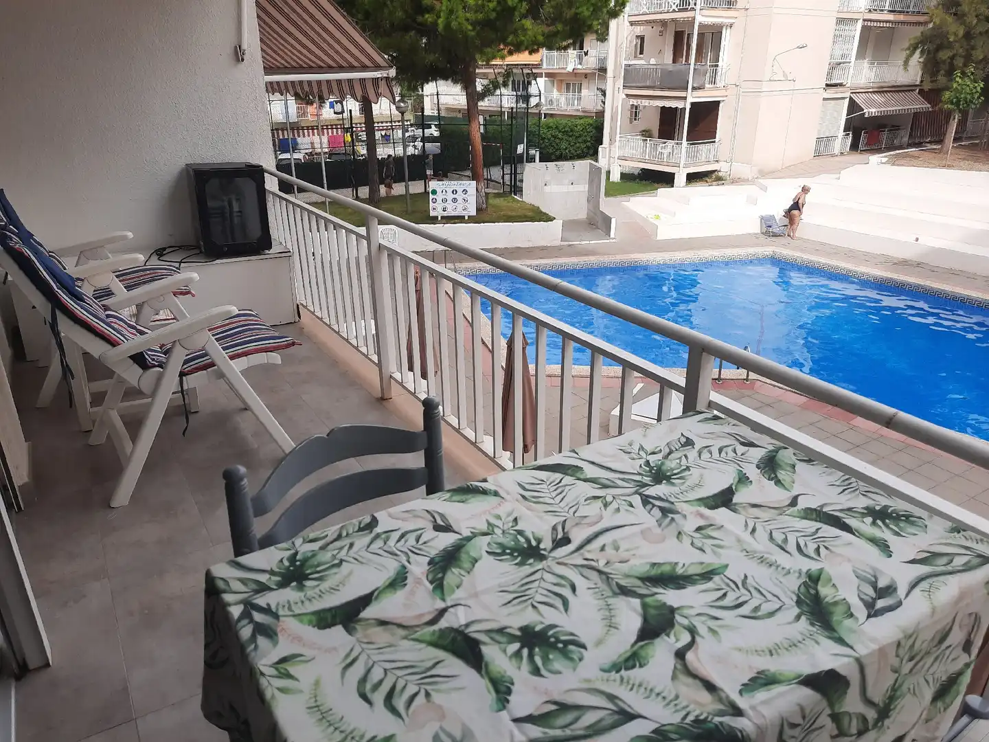 Piscina de Apartamento de alquiler en Salou con Calefacción, Terraza y Piscina