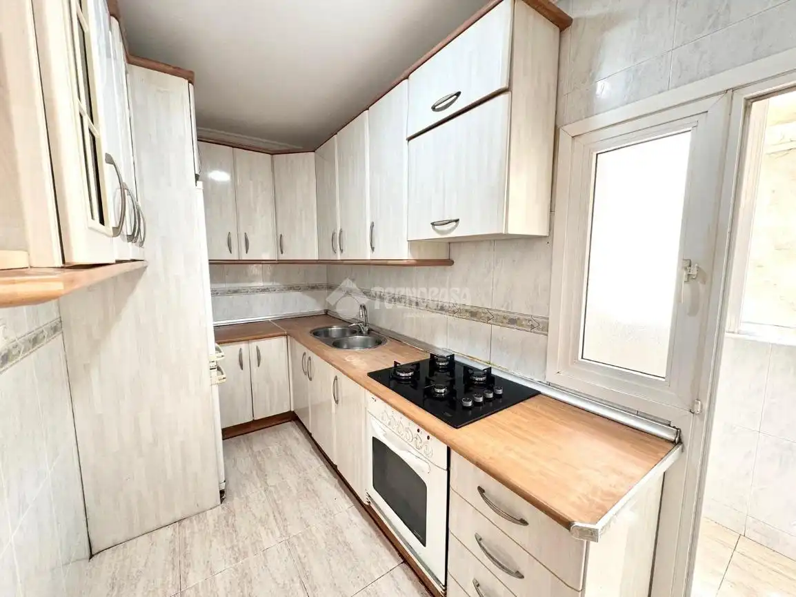 Cocina de Piso en venta en Almería