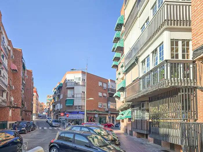 Außenansicht von Wohnung zum Verkauf in San Sebastián de los Reyes mit Klimaanlage, Heizung und Parkett