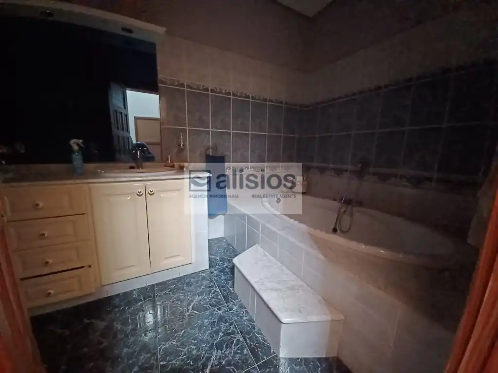 Baño de Piso en venta en Granadilla de Abona