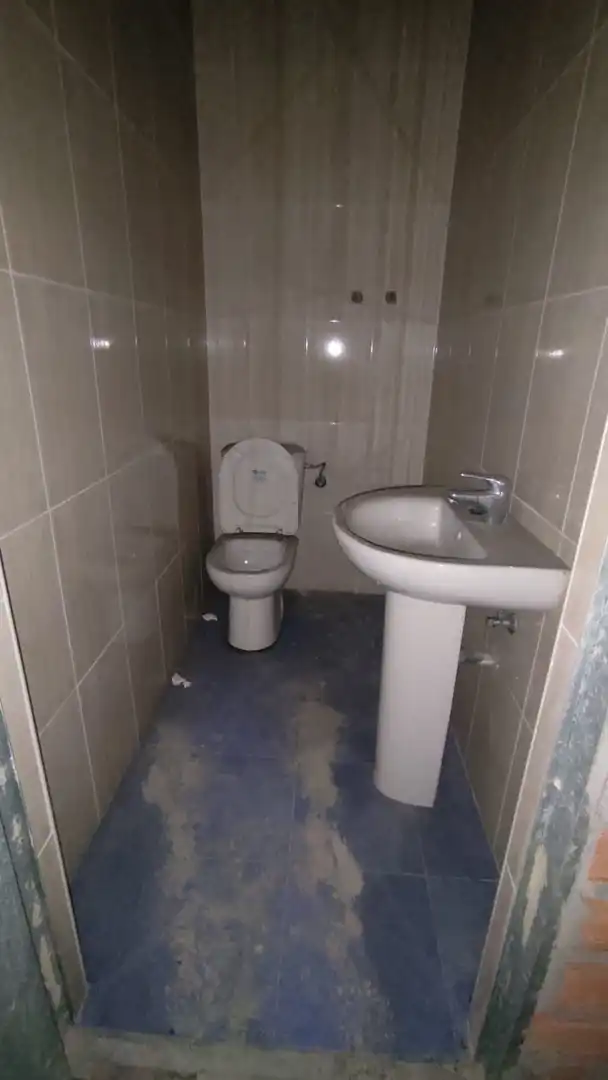 Local comercial en venta en La Felguera, imagen 4