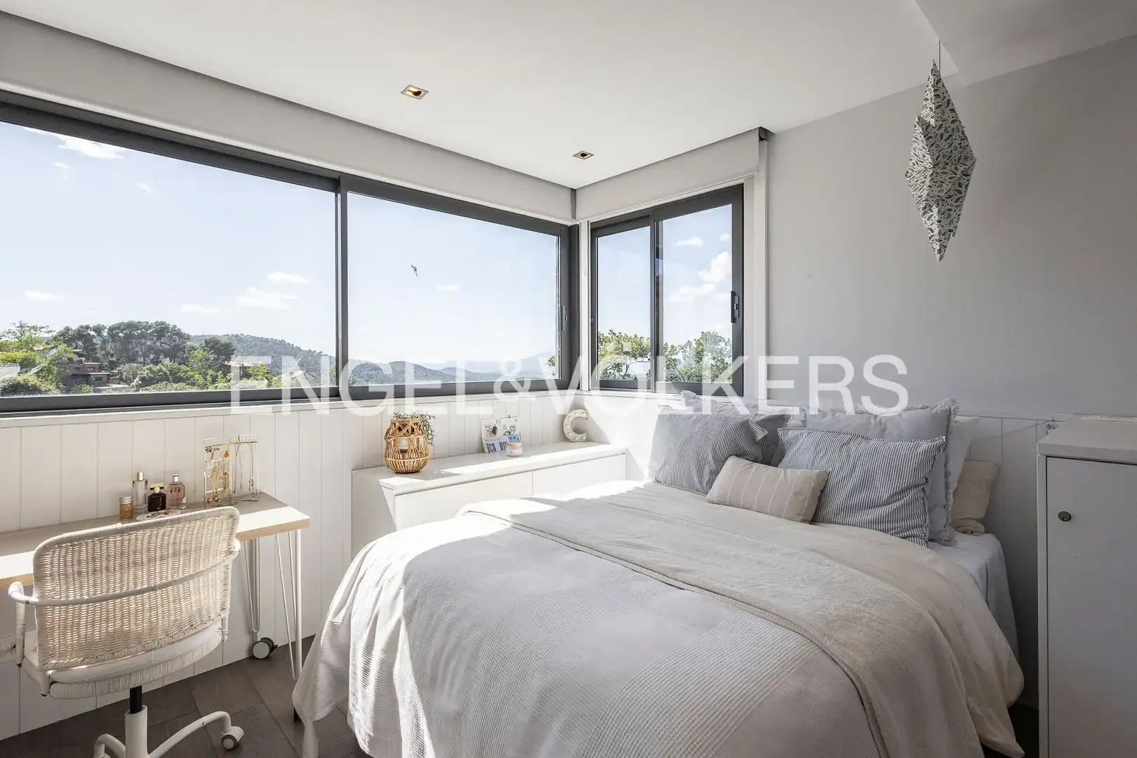 Habitación de Casa o chalet de alquiler en Barcelona con Aire acondicionado, Calefacción y Jardín privado