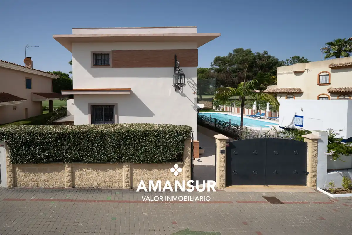 Chalet con piscina en venta en Islantilla Golf, imagen 111