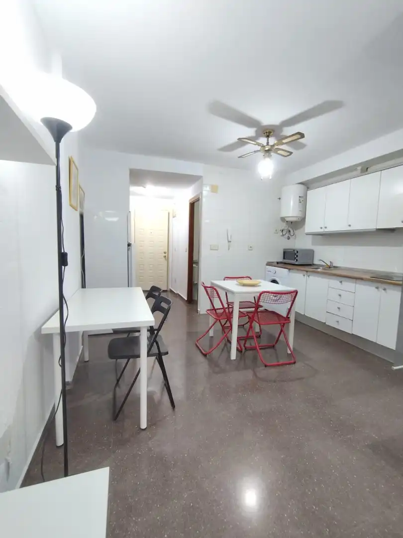 Study for rent in Santa María de Gracia