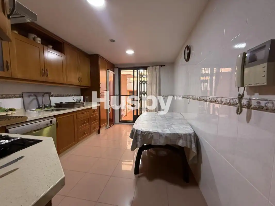 Cuina de Casa adosada en venda en Norte