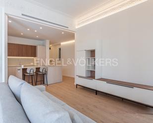 Living room of Apartment to rent in  Valencia Capital  with Air Conditioner, Heating and Balcony