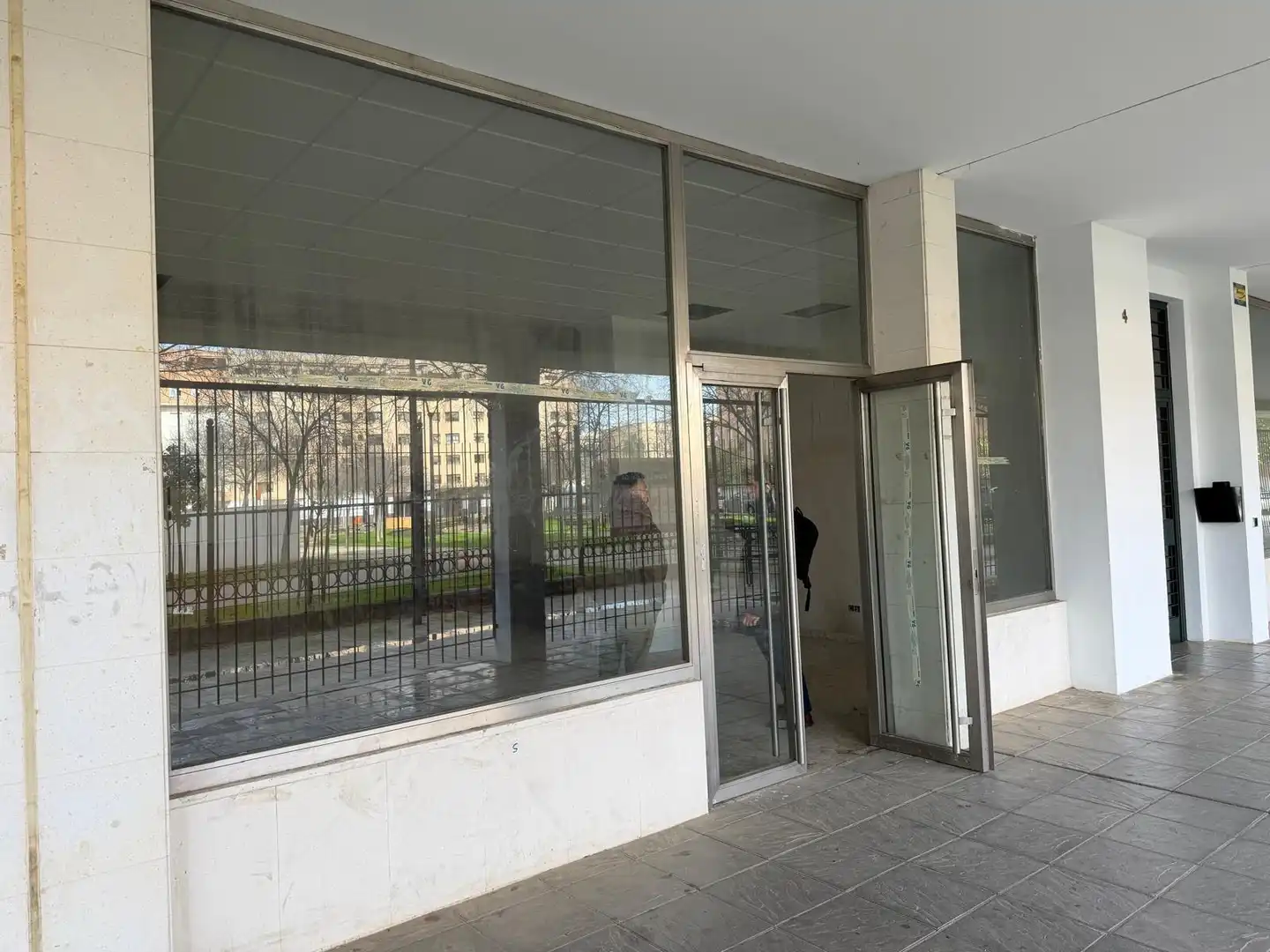 Außenansicht von Geschaftsraum zum Verkauf in Sevilla