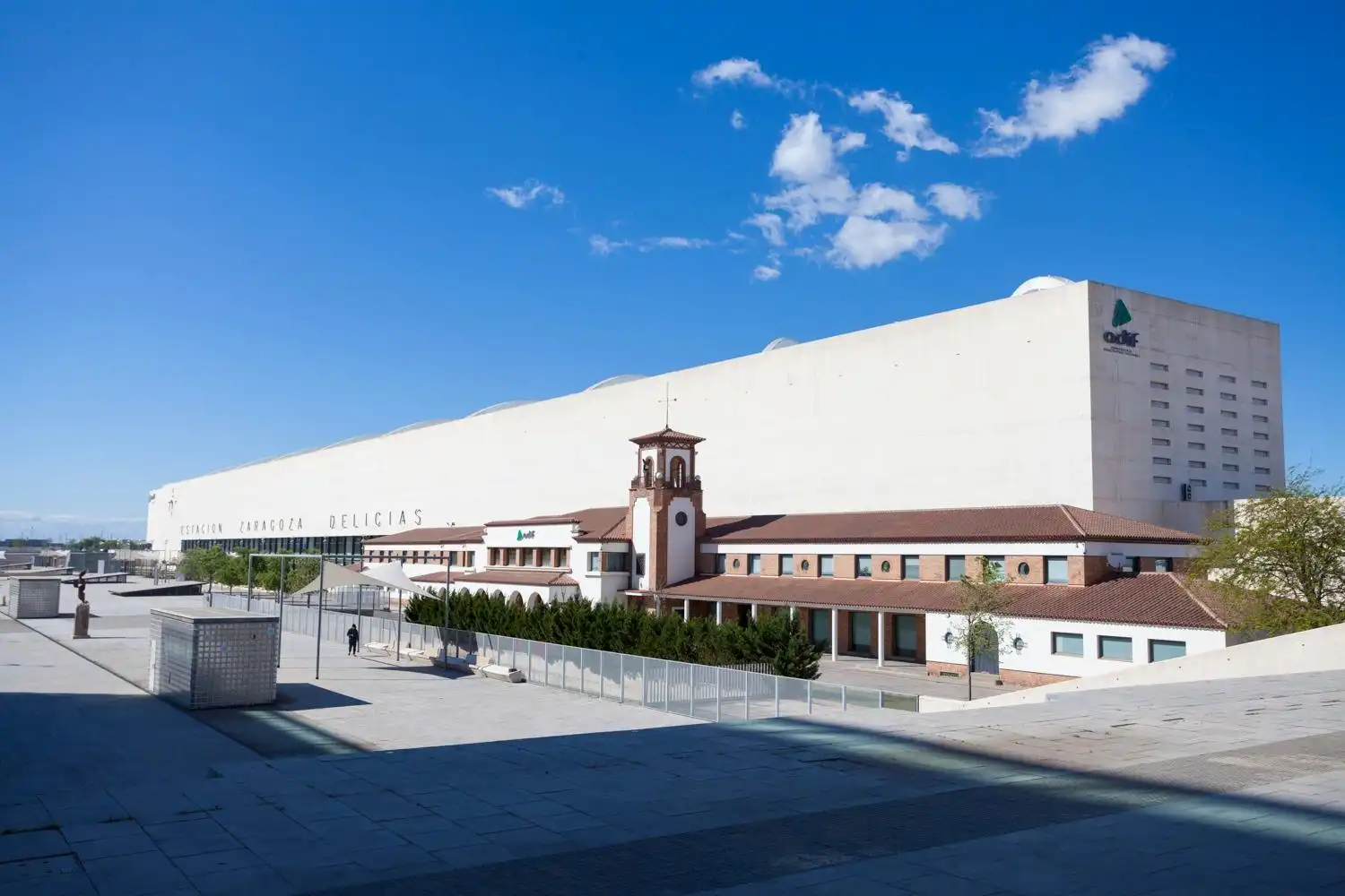 Vista exterior de Pis en venda en Zaragoza amb Calefacció