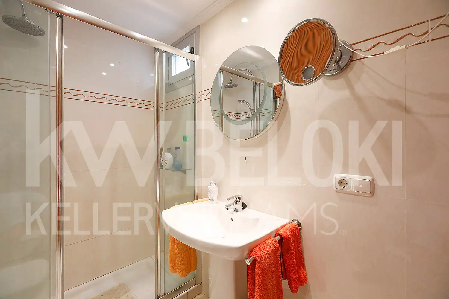 Baño de Piso en venta en Donostia - San Sebastián  con Calefacción y Terraza