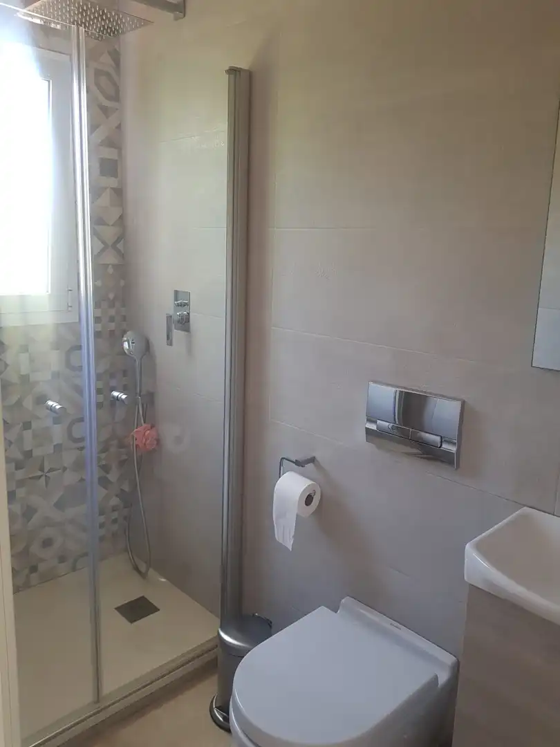 Baño de Casa o chalet en venta en Nerja con Aire acondicionado, Jardín privado y Terraza