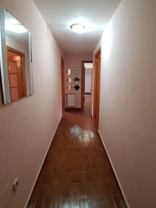 Wohnung zur Miete in Madrid mit Heizung, Privatgarten und Terrasse