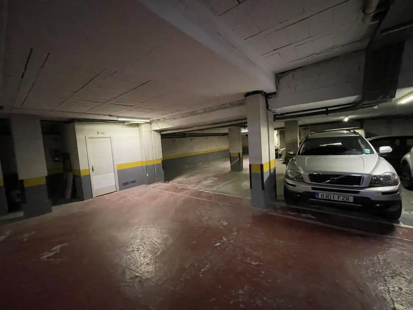 Parkplatz von Garage zum Verkauf in Girona