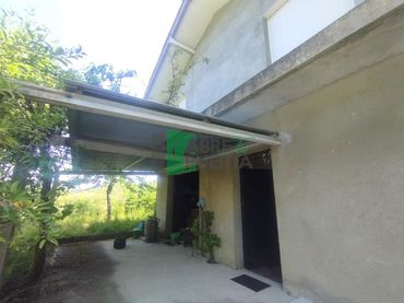 Casa amb jardí en venda a San Cibrao das Viñas