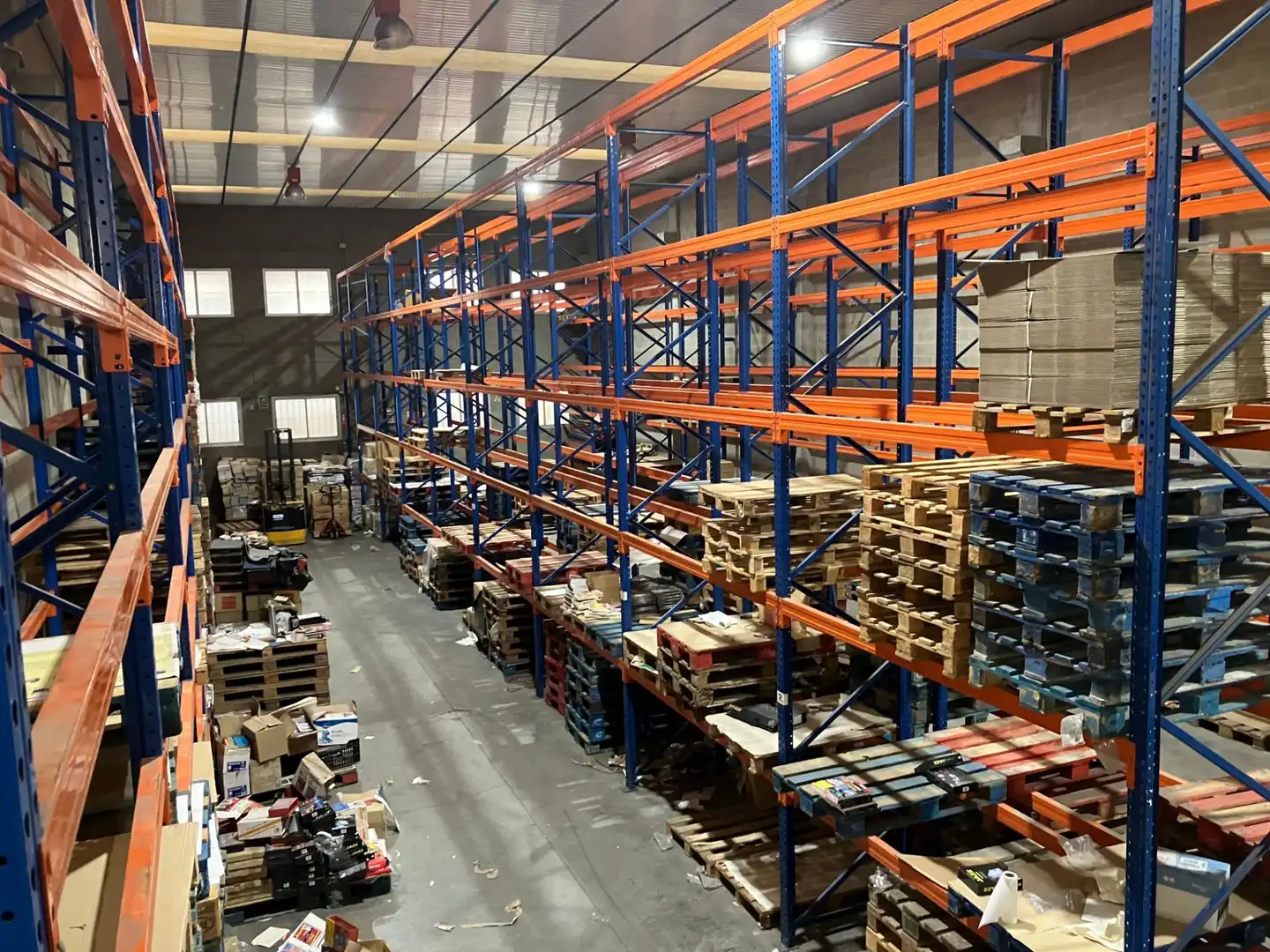 Nave industrial de alquiler en Teià