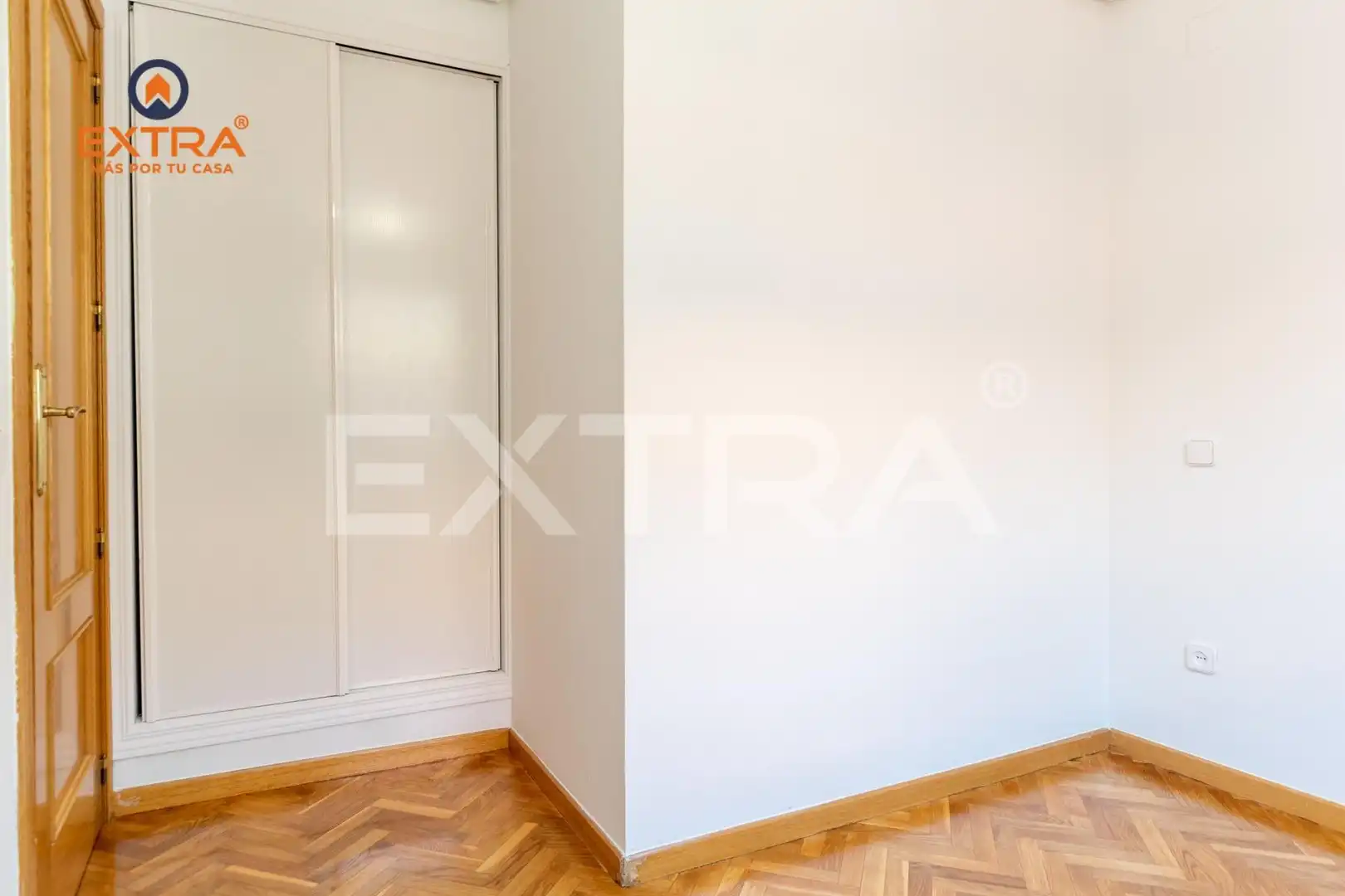 Bedroom of Flat for rent in Madrid  with Heating