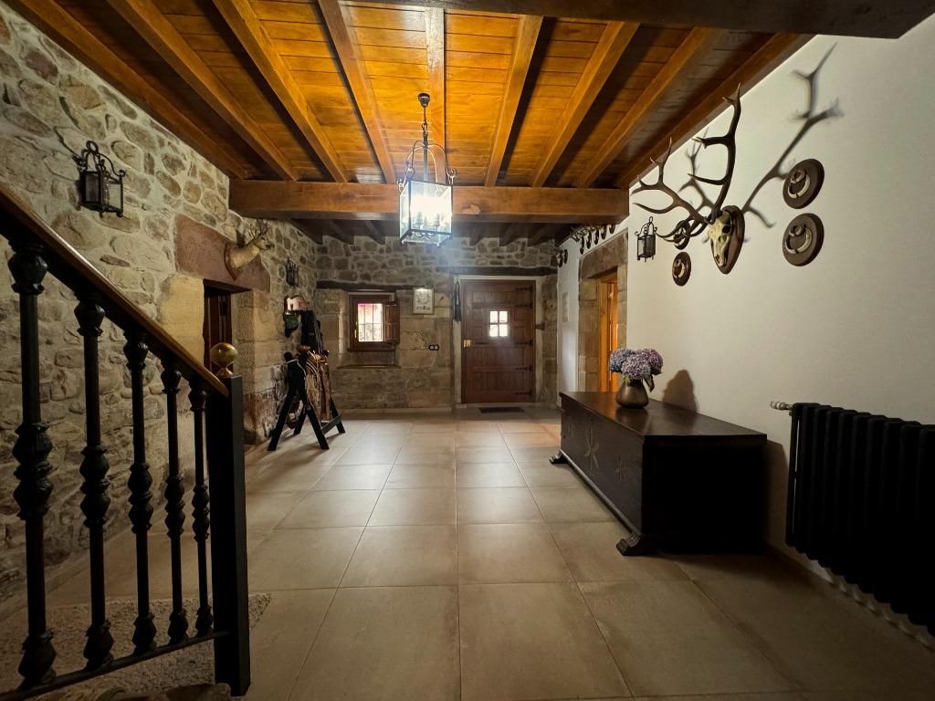 Casa o chalet en venta en Molledo con Calefacción, Jardín privado y Terraza