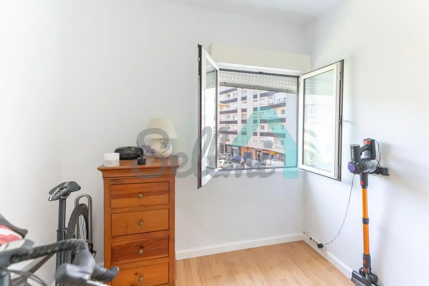 Bedroom of Flat for sale in Gijón   with Terrace and Furnished
