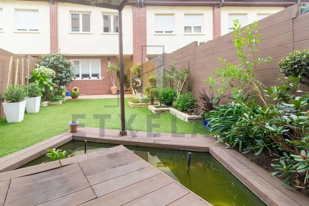 Jardí de Casa o xalet en venda en Igorre amb Calefacció, Jardí privat i Traster