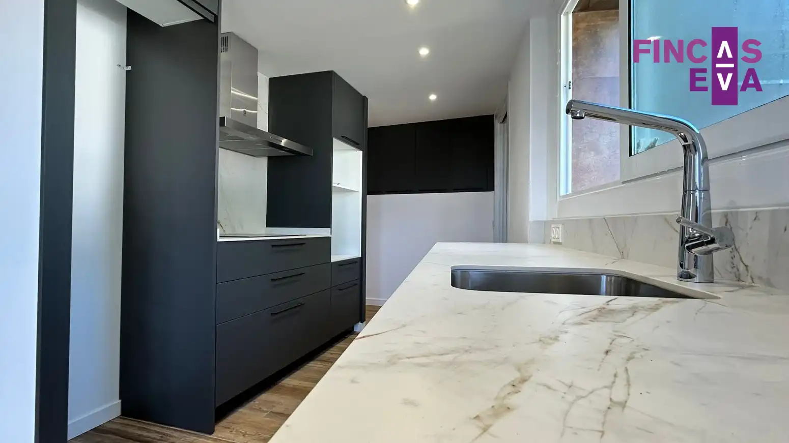 Cocina de Casa o chalet en venta en Vilanova del Vallès con Calefacción, Jardín privado y Terraza
