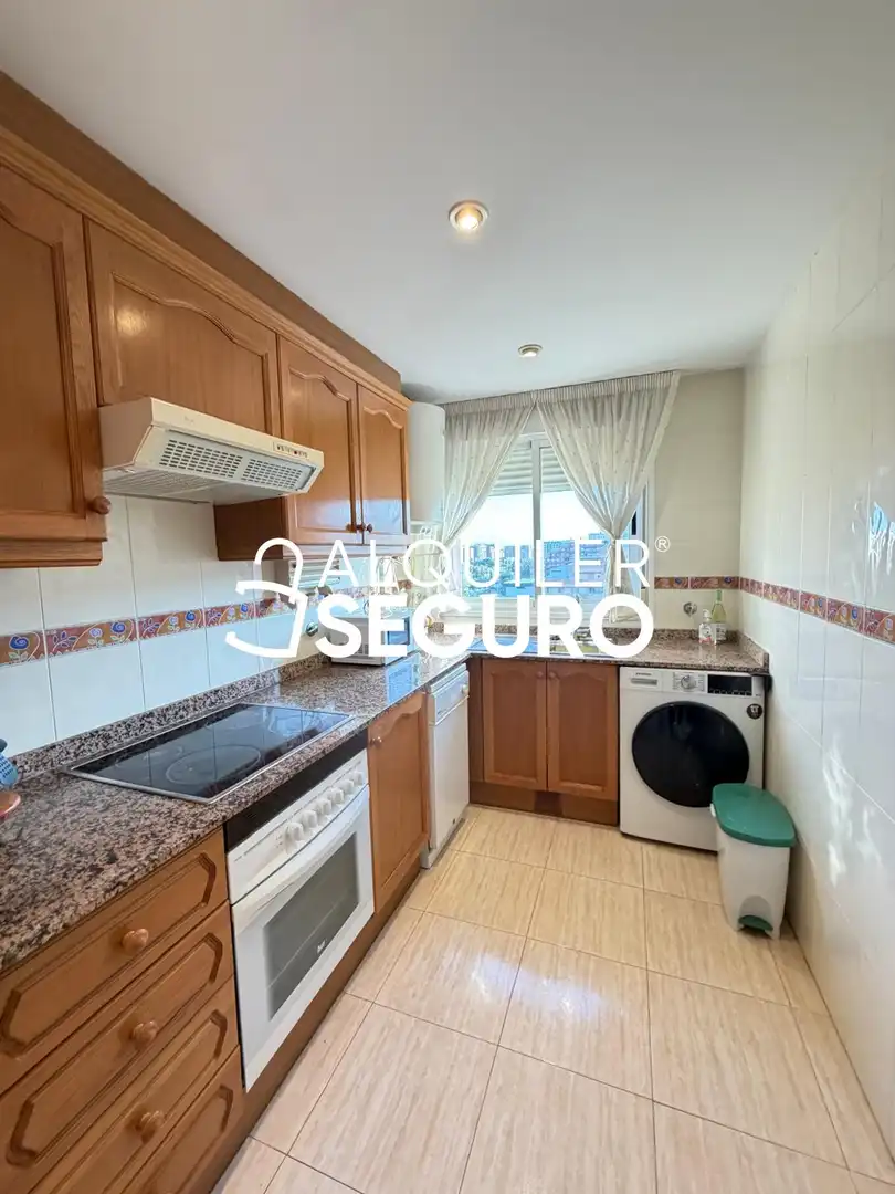 Kitchen of Flat for rent in Oropesa del Mar / Orpesa  with Air Conditioner, Terrace and Swimming Pool