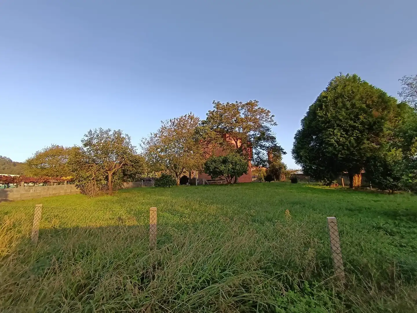 Casa o xalet en venda en Pontevedra Capital  amb Calefacció, Jardí privat i Parquet