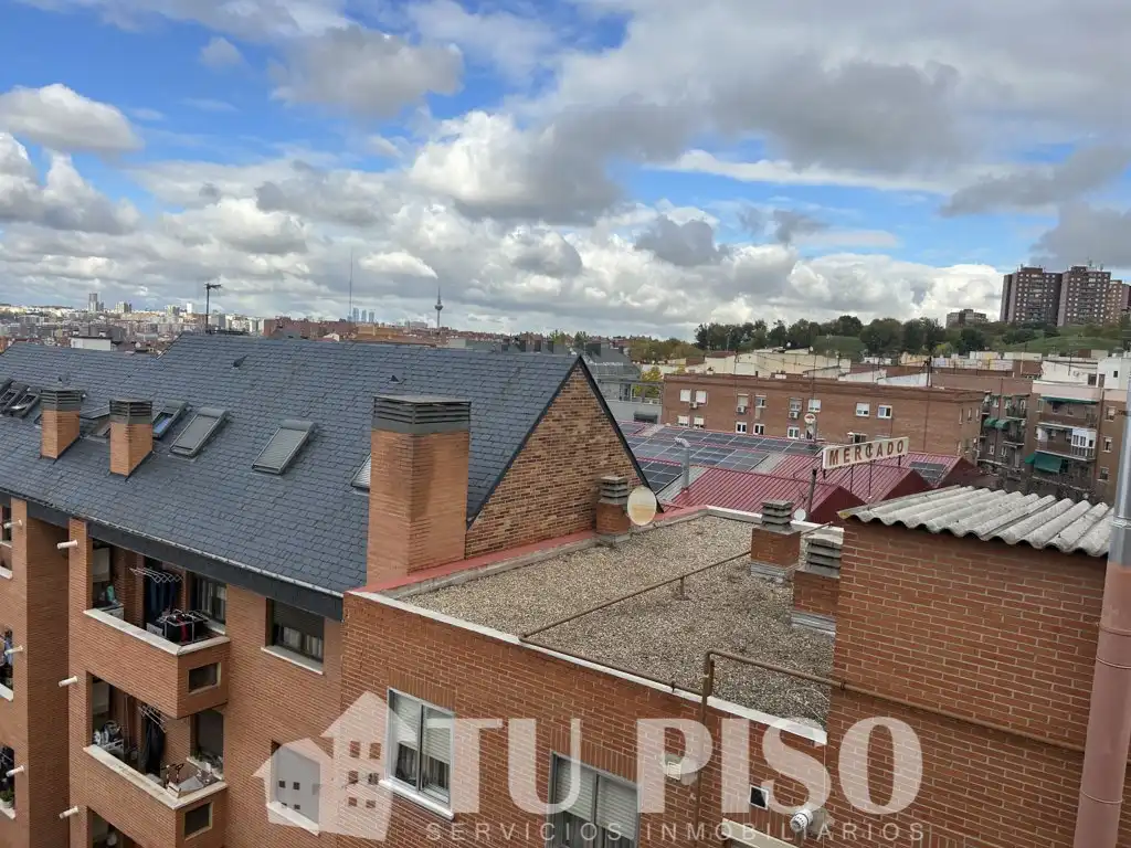 Vista exterior de Piso en venta en Madrid con Aire acondicionado