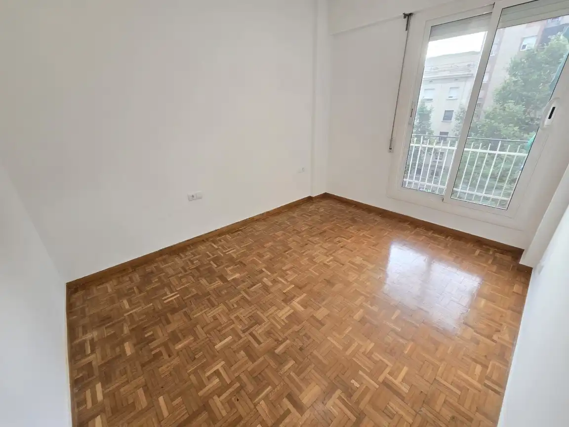 Piso con terraza en venta en Carrer de Guipúscoa 6, imagen 9