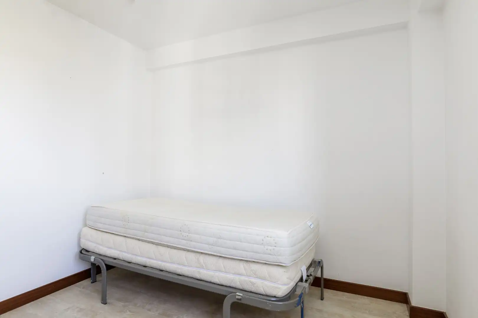 Bedroom of Flat for sale in Zaragoza  with Storage room