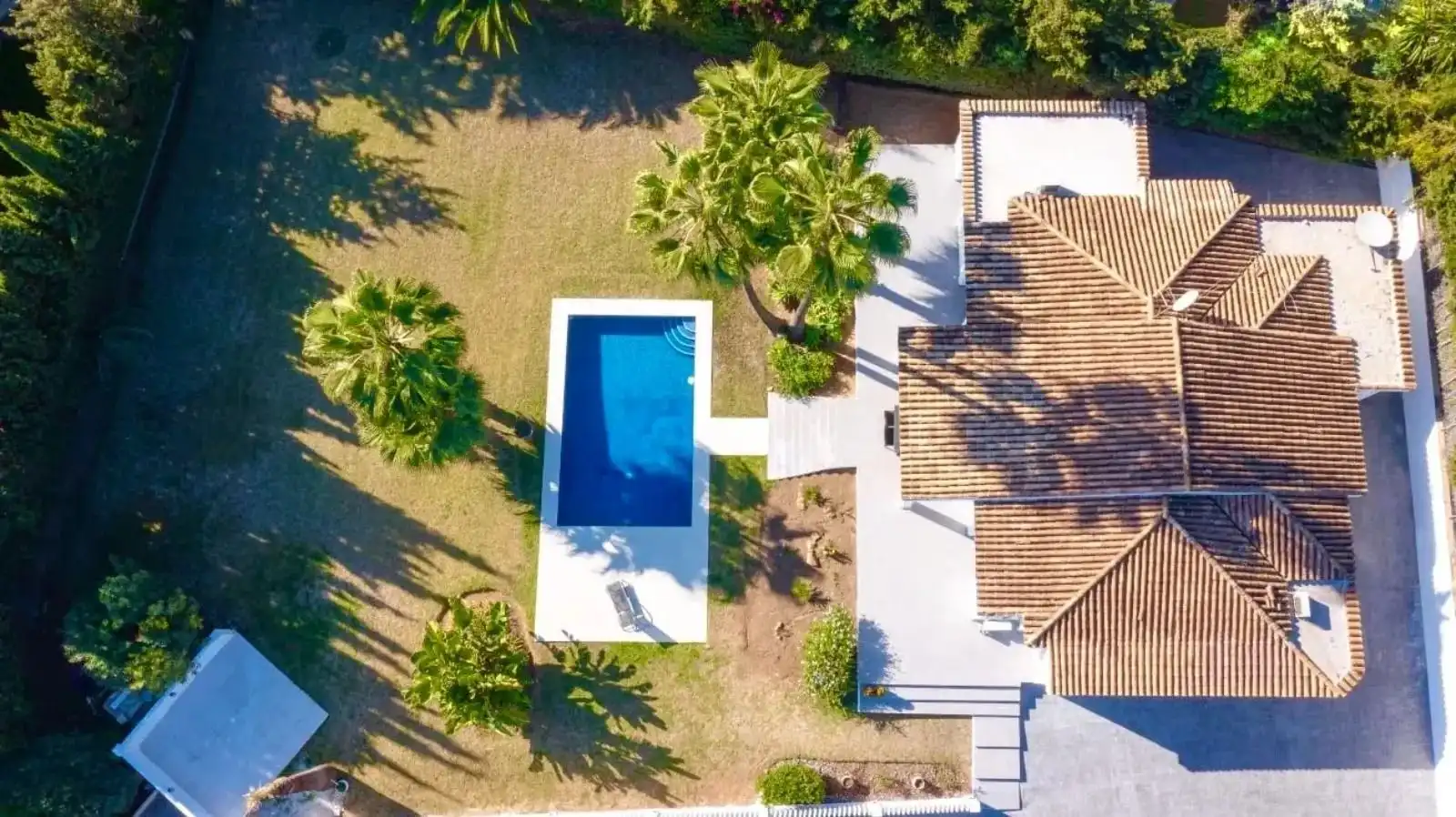 Chalet con piscina en venta en Avenida de las Golondrinas, imagen 8