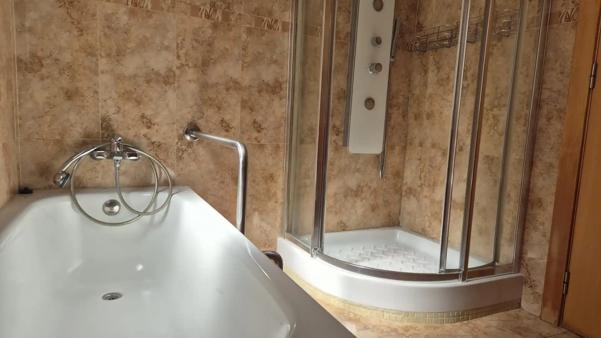 Baño de Ático de alquiler en Nules con Aire acondicionado, Calefacción y Terraza