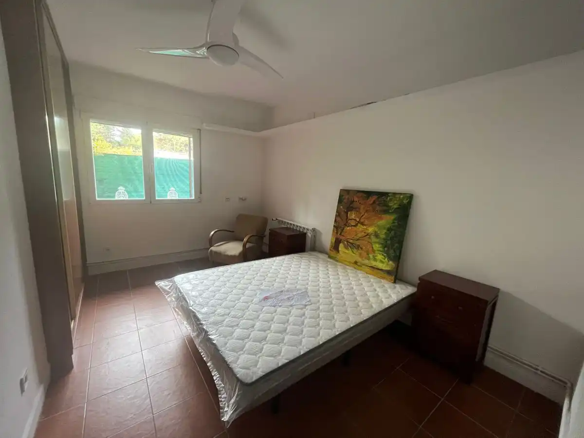 Schlafzimmer von Wohnungen zur Miete in Villaviciosa de Odón mit Terrasse und Möbliert
