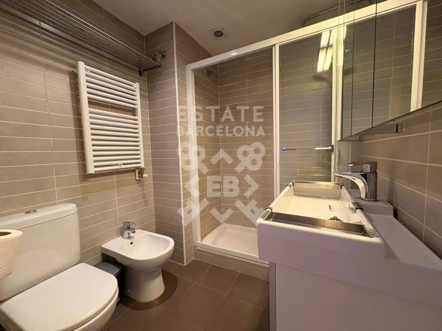 Bathroom of Flat for sale in Girona  with Heating and Balcony
