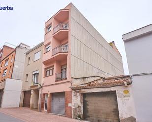 Vista exterior de Casa o xalet en venda en Esparreguera amb Calefacció, Jardí privat i Terrassa