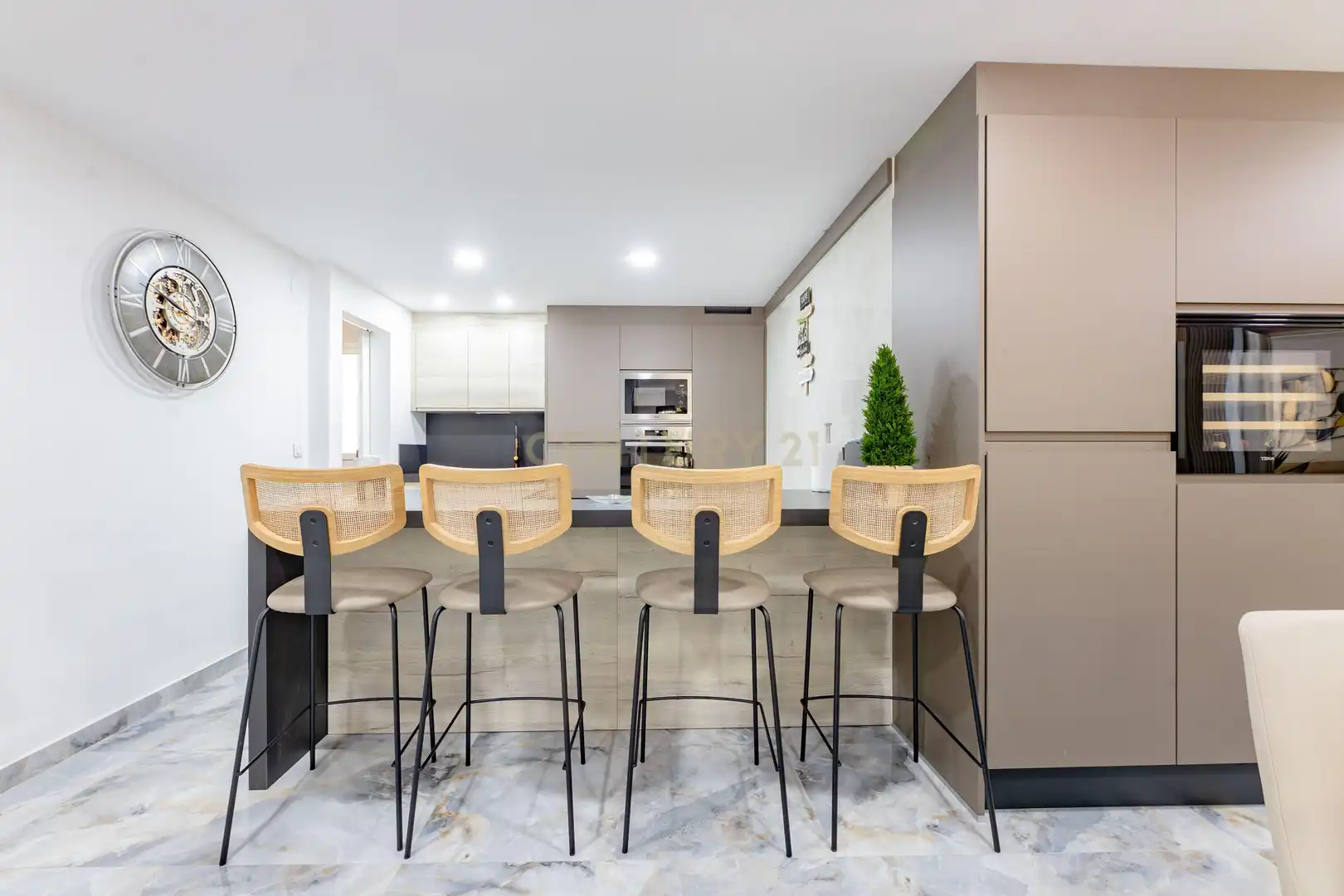 Kitchen of Flat for sale in Alzira  with Air Conditioner