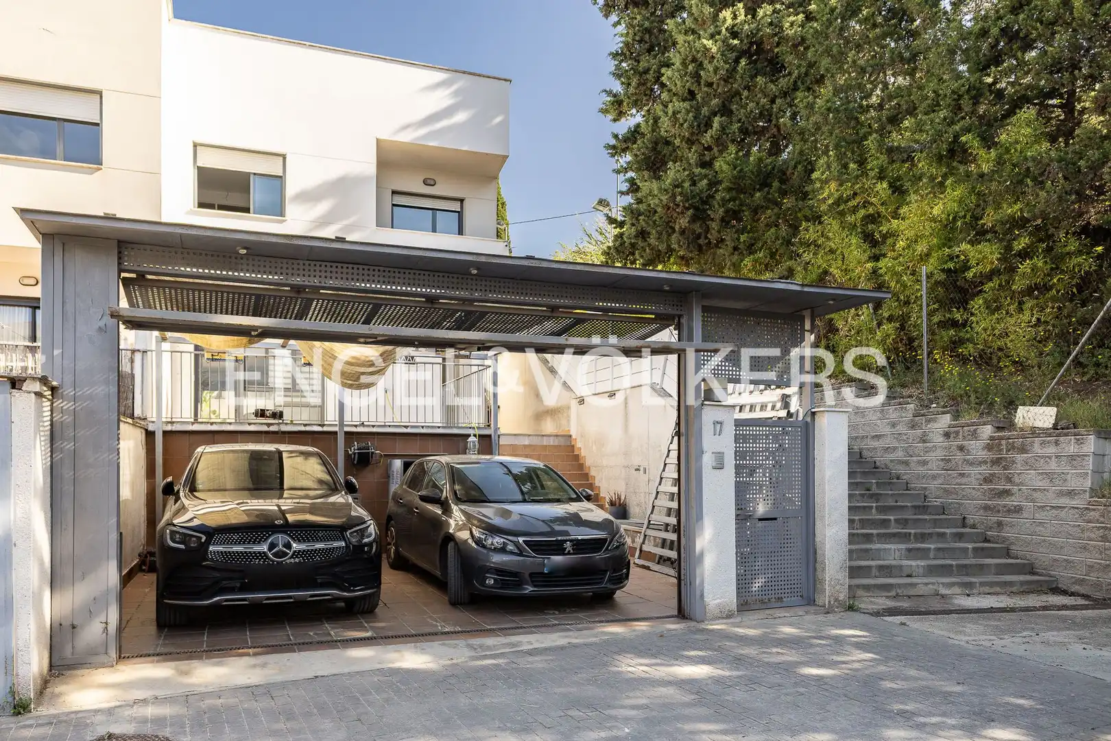 Parking de Casa adosada en venta en Canet de Mar con Aire acondicionado, Calefacción y Jardín privado