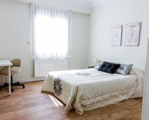 Bedroom of Flat to rent in Bilbao 
