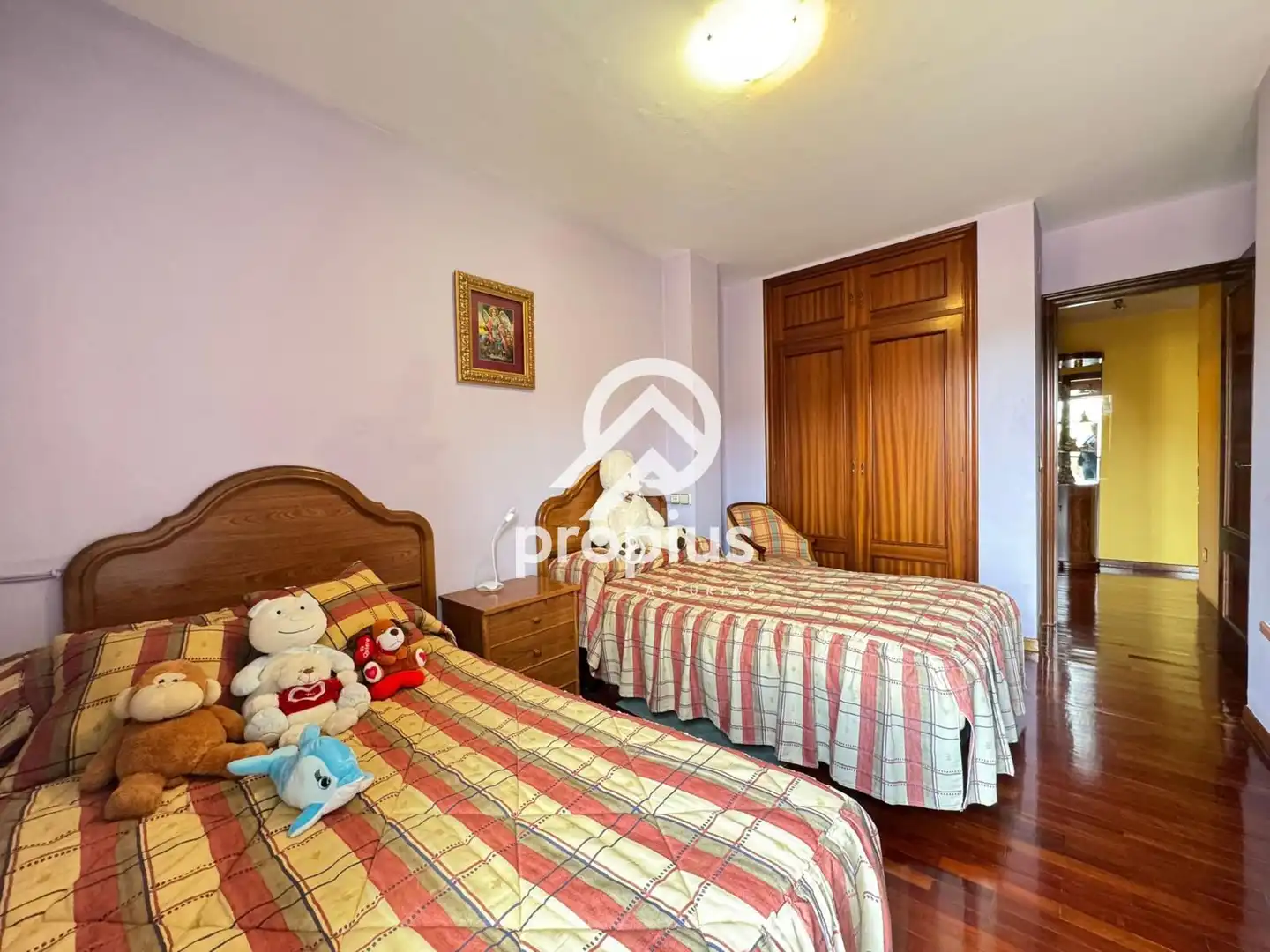 Schlafzimmer von Maisonette zum Verkauf in Llanes mit Heizung und Möbliert