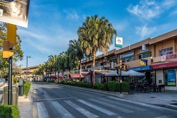 Vista exterior de Casa o xalet en venda en Benalmádena