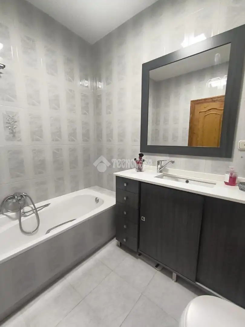 Casa aparellada en venda a Casabermeja, imagen 18