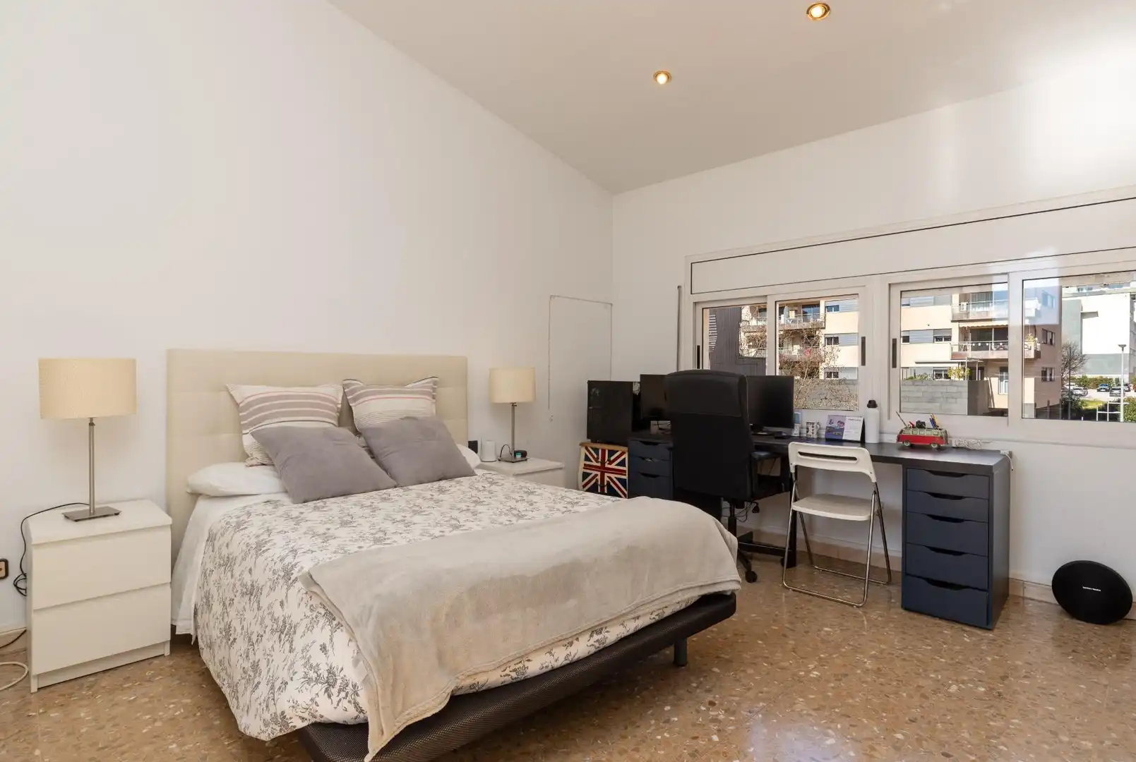 Bedroom of Houses for sale in Terrassa  with Terrace and Storage room