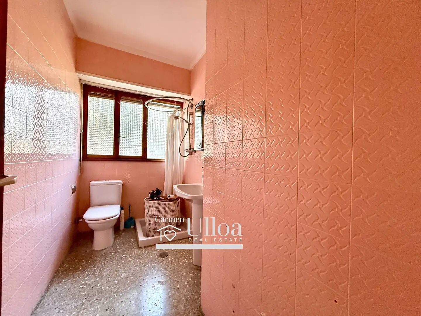 Bany de Casa o xalet en venda en Alicante / Alacant amb Aire condicionat, Jardí privat i Terrassa