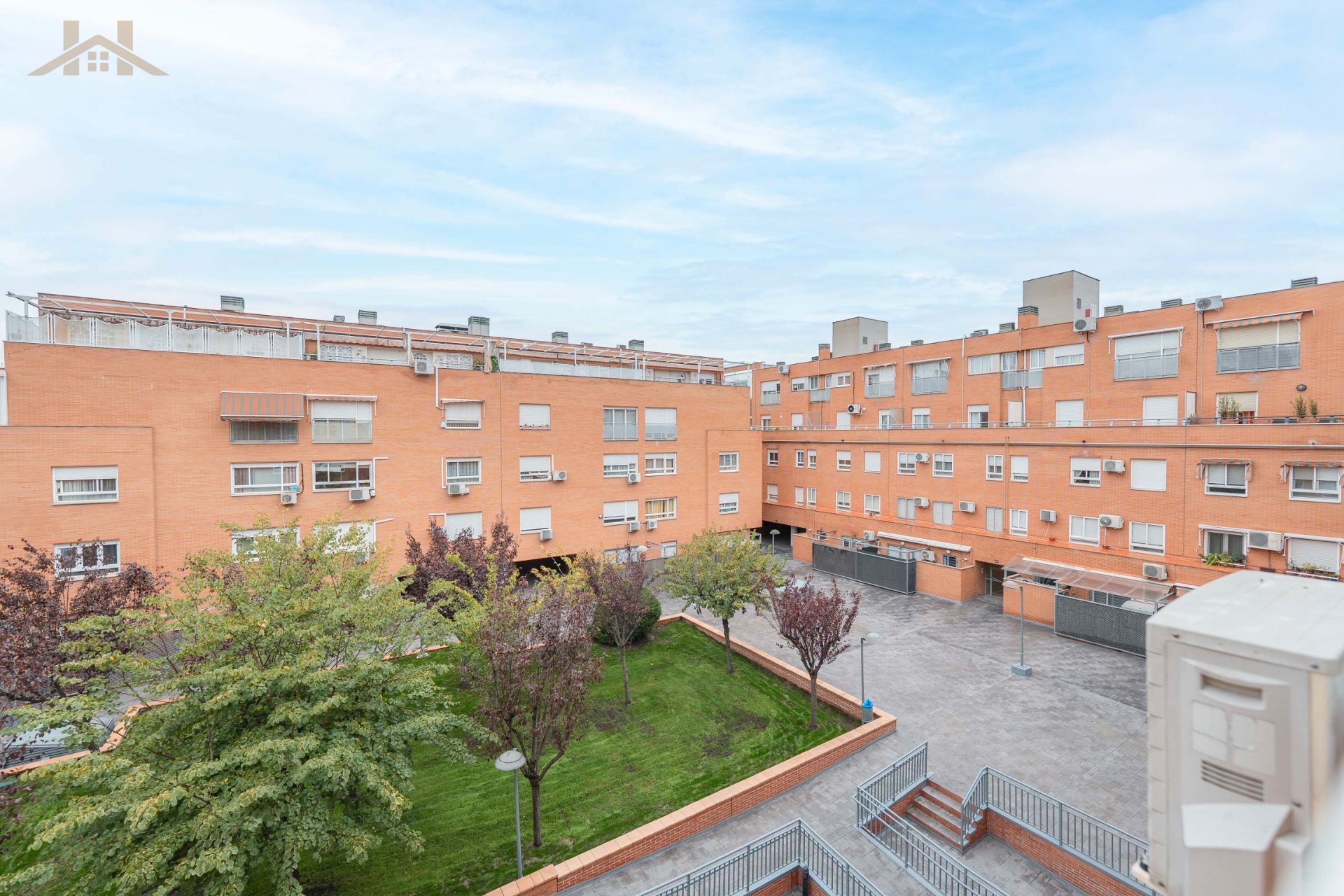 Vista exterior de Pis en venda en Pinto amb Aire condicionat, Calefacció i Traster