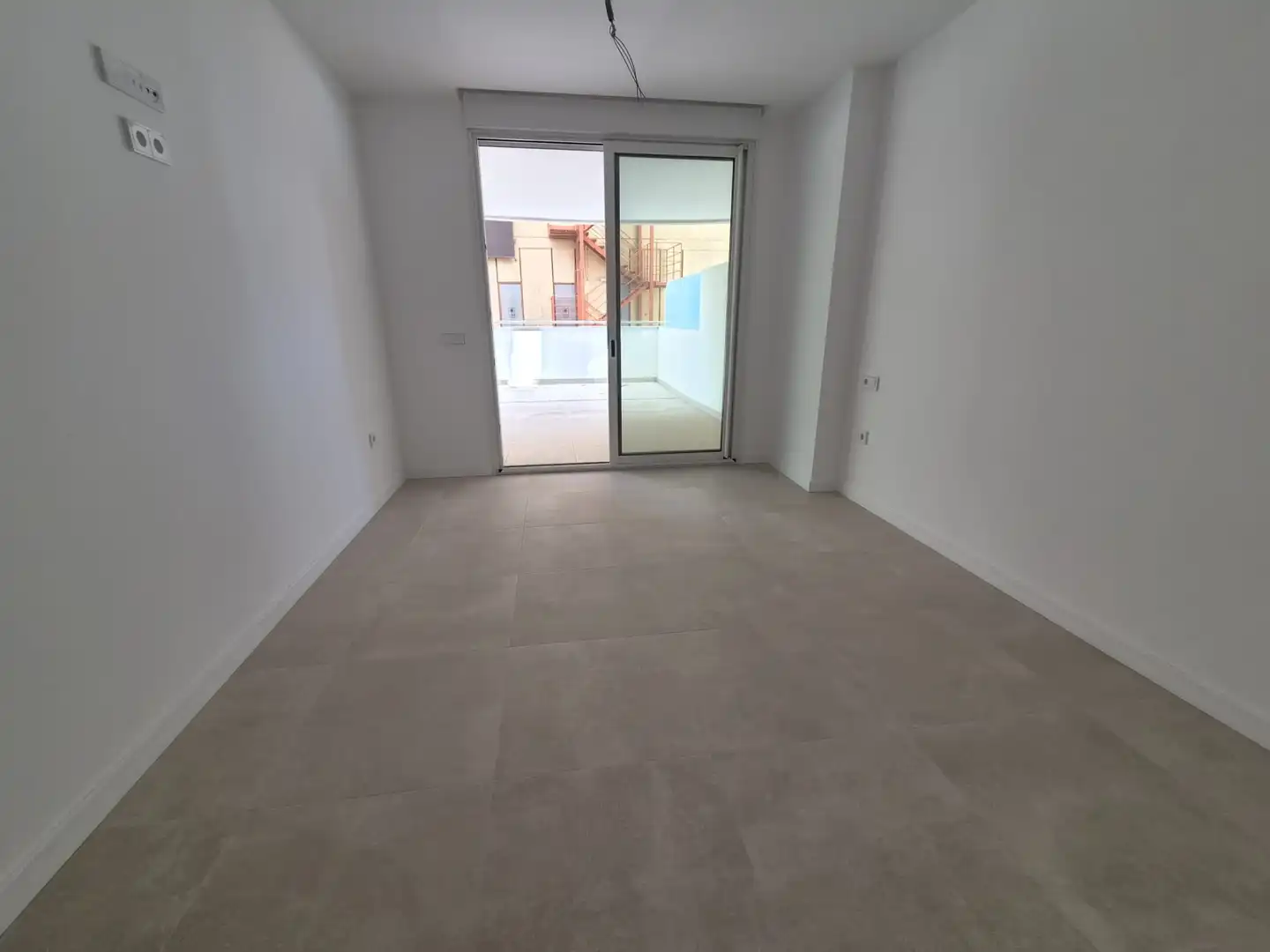 Piso de obra nueva con piscina en venta en Calle Colón 6, imagen 21