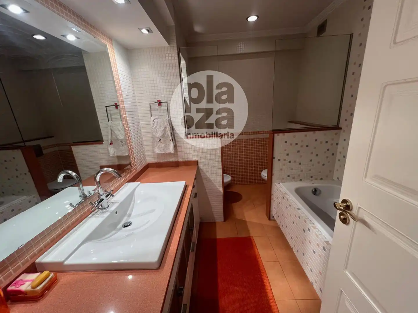Bathroom of Flat for sale in Burgos  with Heating and Terrace