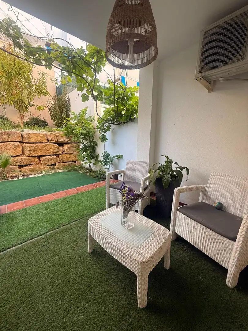 Terrassa de Casa adosada en venda en Torremolinos amb Aire condicionat, Calefacció i Jardí privat
